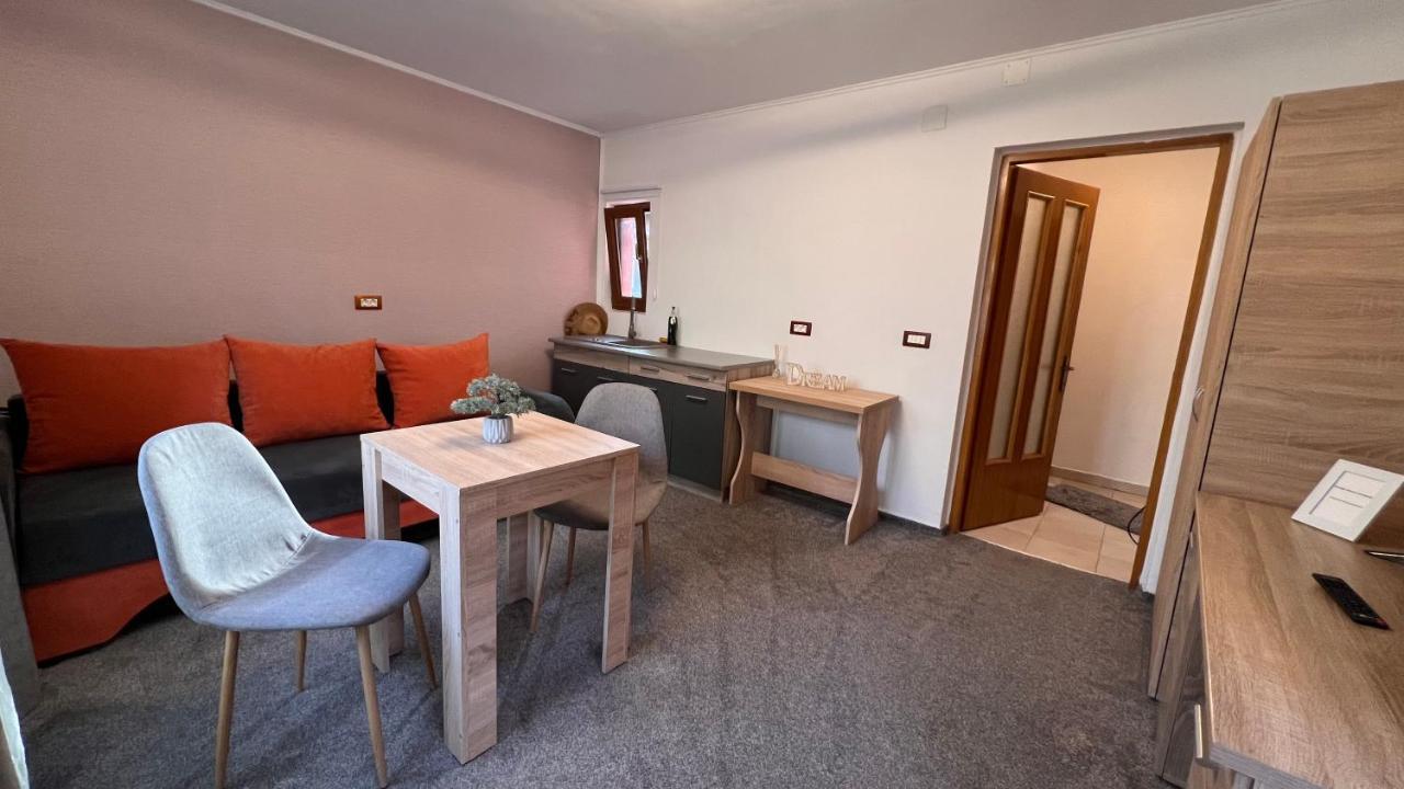Orange House Alloggio in famiglia